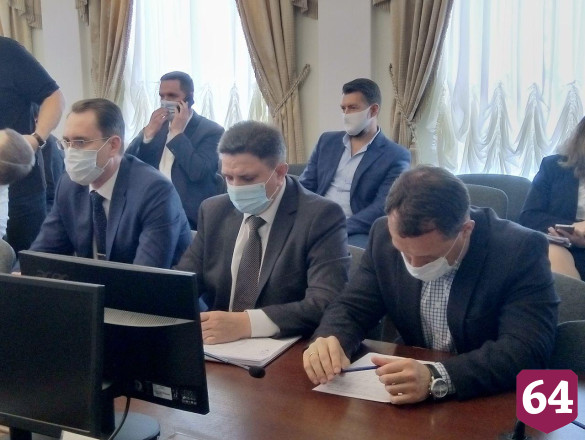 В Саратове чиновникам предложили с шапкой искать деньги для города  