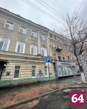 При тушении гостиницы на проспекте Кирова затопило поликлинику