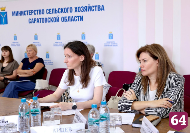 Саратовским пищевикам рекомендовали поднять зарплату работникам 