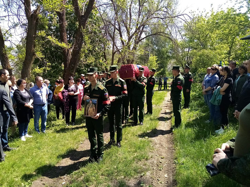 Под Саратовом простились с героем СВО
