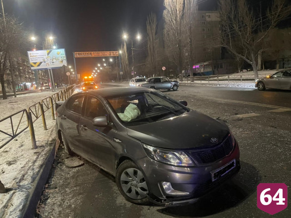 Молодые люди пострадали в ДТП на проспекте Строителей