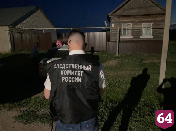 Легковушка сорвалась с домкрата и насмерть придавила саратовца