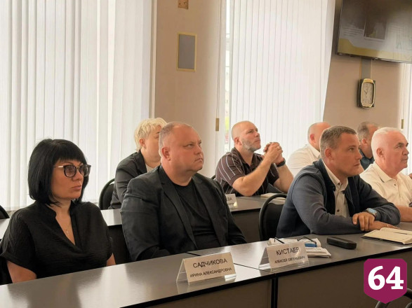 Глава Энгельсского района поручил активизировать работу с нарушителями правил благоустройства