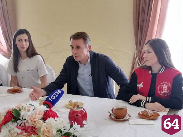 В Саратове актер Игорь Петренко поддержал жителей Донбасса 
