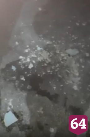 В подъезде саратовской двухэтажки рухнул потолок