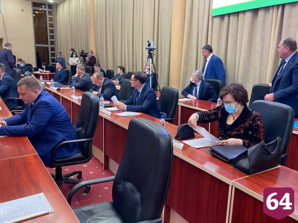 Губернатор потребовал не допускать ошибок при ремонте школ  