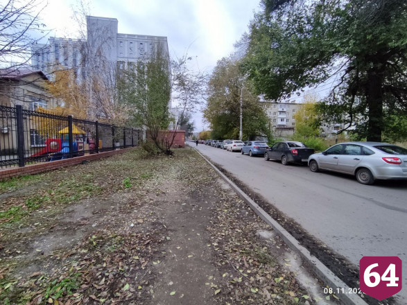 Саратовцы пожаловались на «козьи тропы» на пути в «Кванториум»