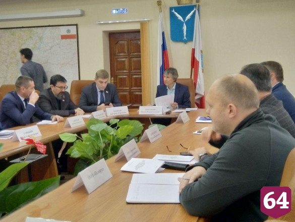 Саратовские чиновники предложили жаловаться на неаккуратных дворников  