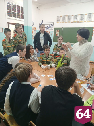 Саратовские участники фестиваля «Ангелы в городе» сделали подарки бойцам СВО