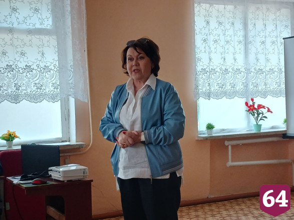Саратовские рукодельницы сплели насекомых для музея нацпарка