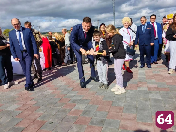 Мордовский праздник в саратовском селе собрал сотни гостей