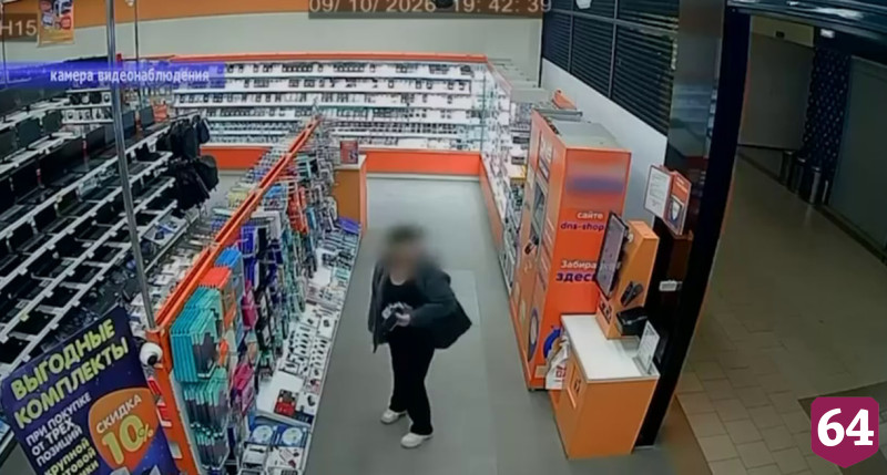 В Саратове женщина пыталась заработать на украденных вещах и попала под статью