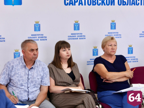 Саратовским пищевикам рекомендовали поднять зарплату работникам 