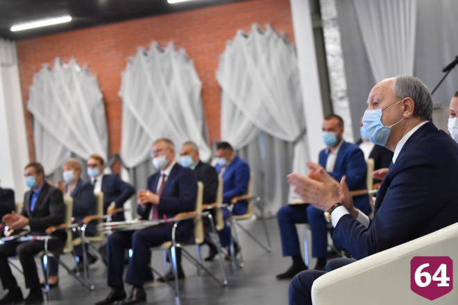 Губернатор наградил лучших аграриев Саратовской области 