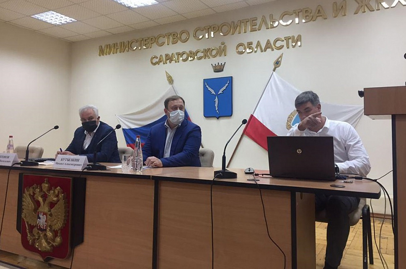  Подрядчику поручили работать без выходных на долгострое в Саратове  