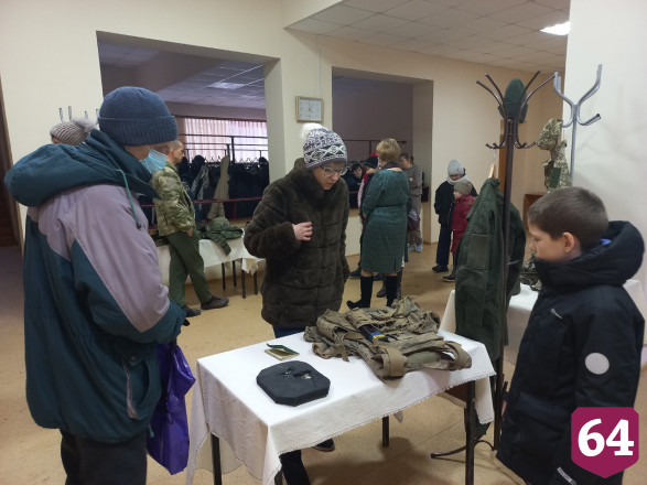 В саратовском доме культуры открыли выставку трофеев СВО
