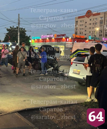 Разыскиваются очевидцы ДТП с четырьмя пострадавшими на улице Огородной