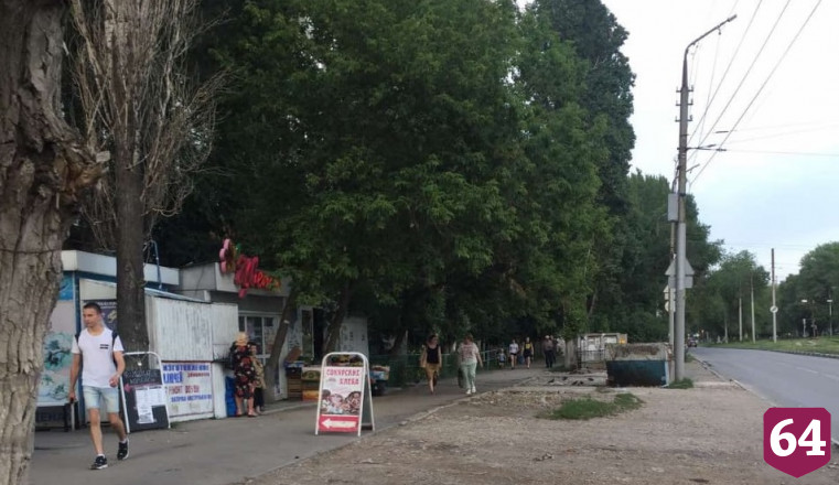 На Гвардейской демонтировали 3 торговых павильона 