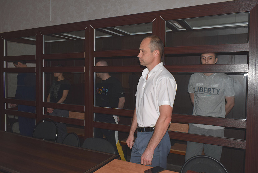 В Саратове поставщиков наркотиков для москвичей осудили на 41 год