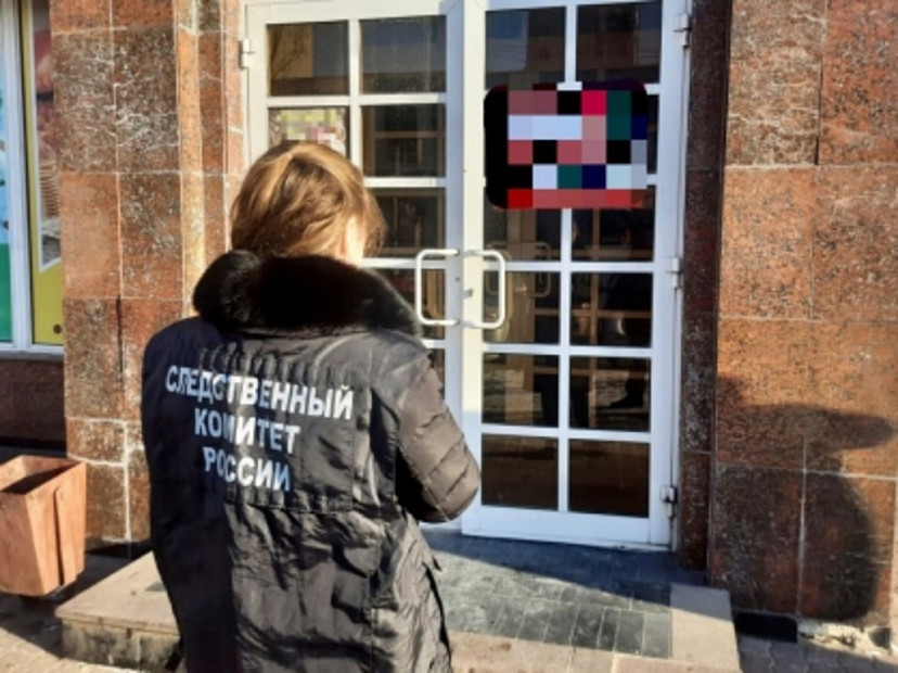 В алкомаркете под Саратовом умер мужчина