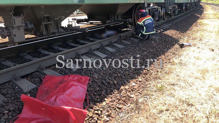 В Саратове женщину насмерть сбил товарный поезд