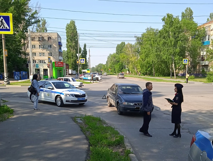 Под Саратовом «Нексия» сбила 16-летнюю девочку