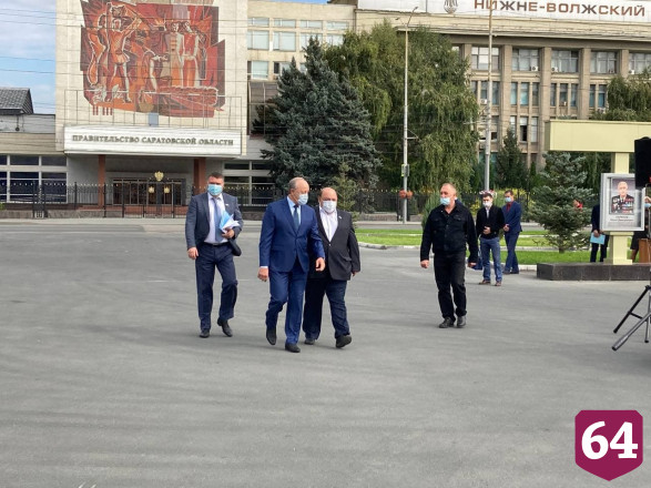 Саратовские больницы получили 55 новых внедорожников