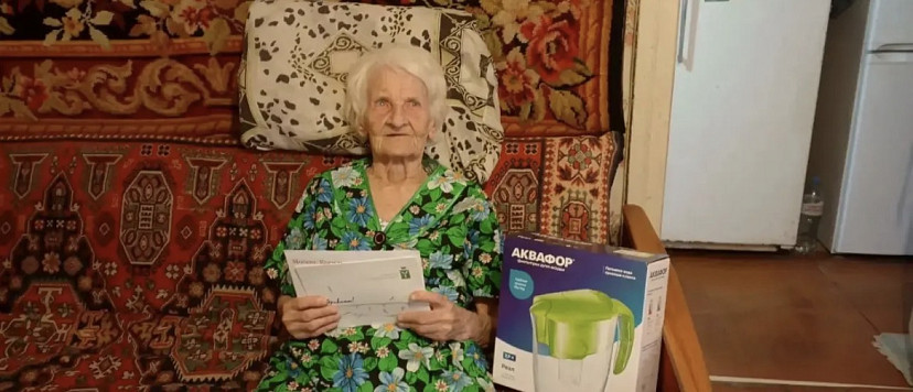 Саратовскую труженицу с 96-летием поздравили президент и губернатор