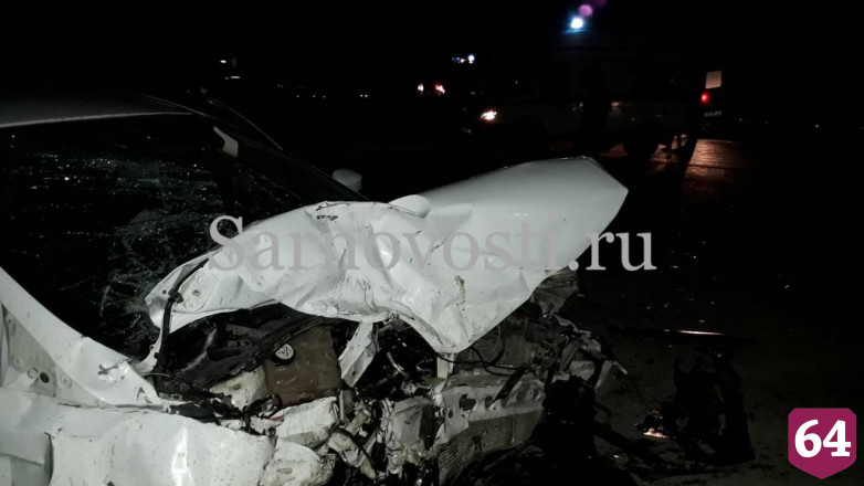 Женщина и двое мужчин разбились в ДТП на трассе под Саратовом