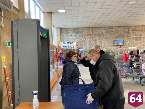 На автовокзале в Саратове не выявили пассажиров с симптомами коронавируса 