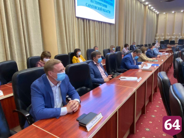 Более 100 пациентов с коронавирусом подключены к ИВЛ в саратовских больницах