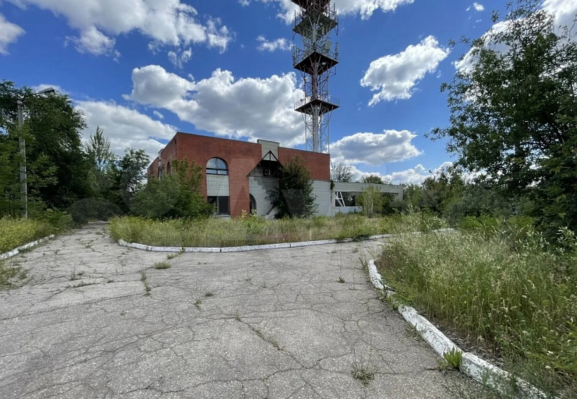 В парке Победы продают двухэтажное здание под кафе