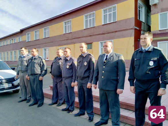 Сотрудникам саратовского Гостехнадзора вручили новые машины 