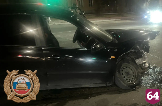 Два человека пострадали в столкновении легковушек на проспекте Энтузиастов