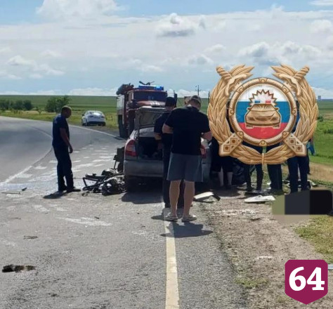 Шесть человек погибли в ДТП с иномарками в Саратовской области
