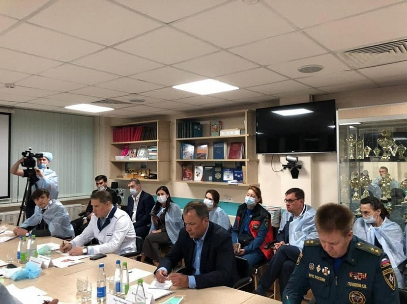 Полпред поручил усилить безопасность в учебных заведениях ПФО