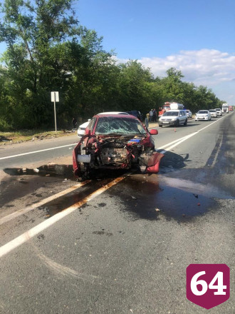 Две женщины и двое детей травмировались в ДТП под Саратовом