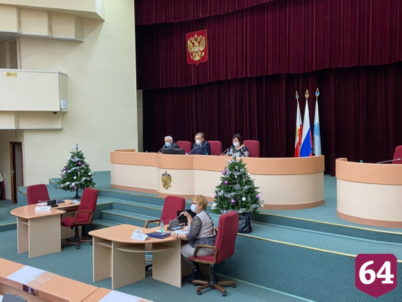 В Саратове депутат отказался от мандата после 13 лет работы