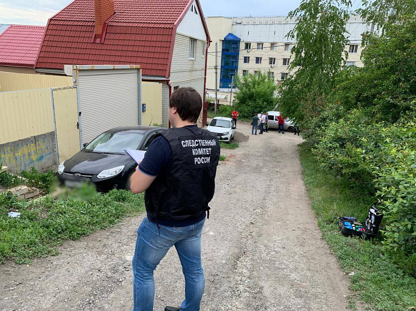 В Саратове на дне колодца обнаружили тело мужчины