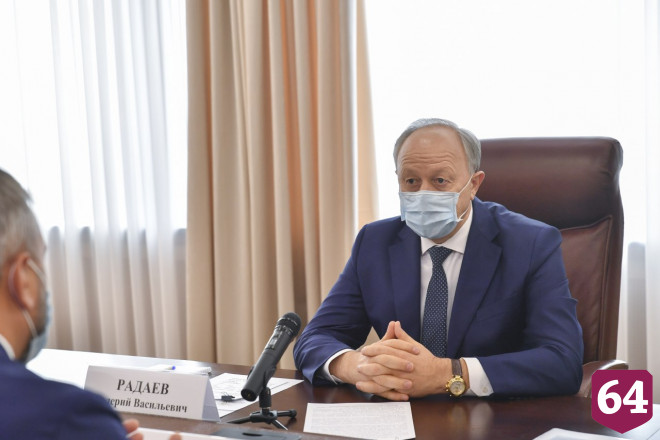 Губернатор рекомендовал повысить зарплаты сотрудникам почты 