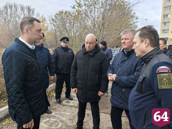 Число пострадавших при атаке беспилотников в Саратове увеличилось до двух