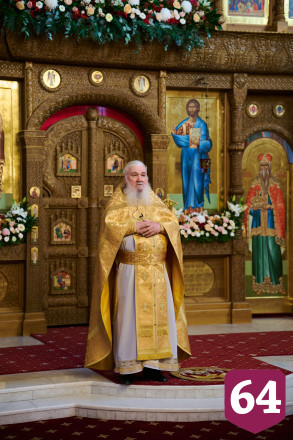 В Балаково освятили возрожденный Свято-Троицкий кафедральный собор