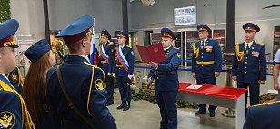 Конвоиры УФСИН приняли присягу в саратовском Музее СВО