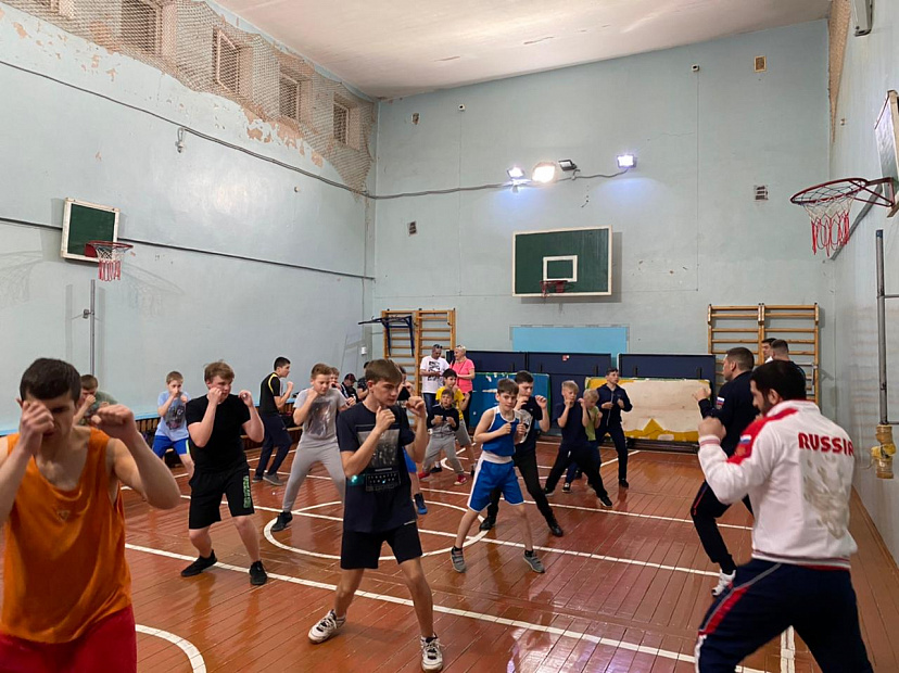 Спортсмены и предприниматели обсудили вовлечение молодежи в здоровый образ жизни