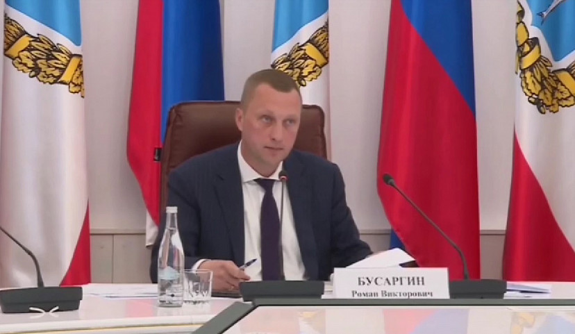 Роман Бусаргин поручил навести порядок с вывозом мусора