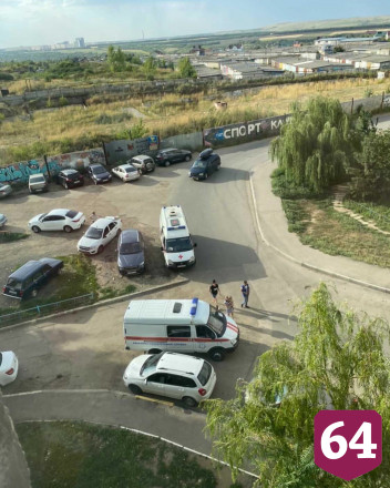 Пожарные отбили от огня квартиру в многоэтажке