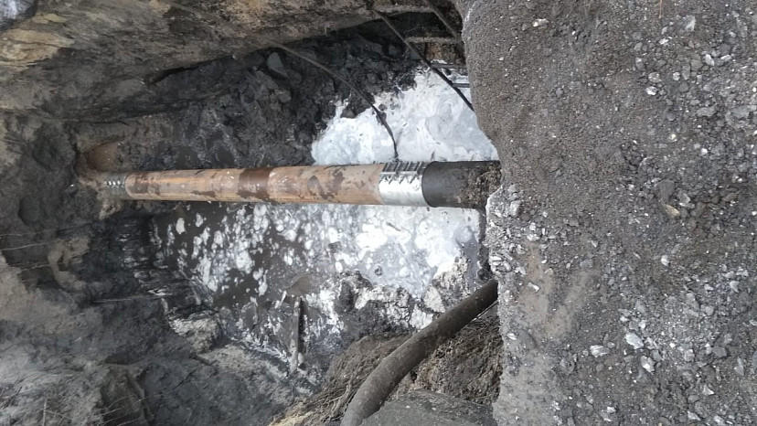 В саратовском поселке устраняют крупную коммунальную аварию