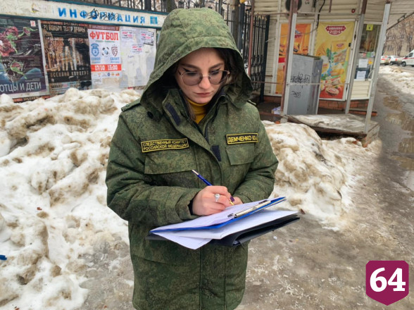 Установлена личность погибшего на остановке в Саратове мужчины