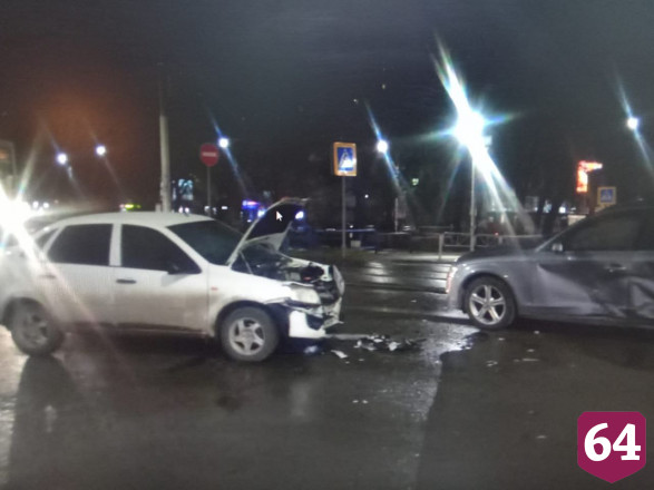 Молодой мужчина покалечился в ДТП на Астраханской