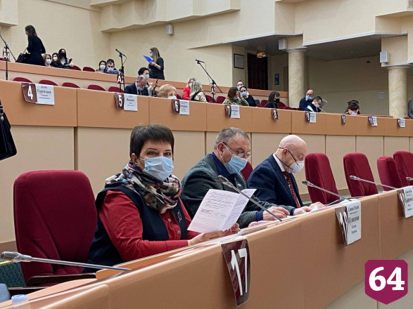 В Саратове после выговора министру 29 дорог передали на региональный уровень 